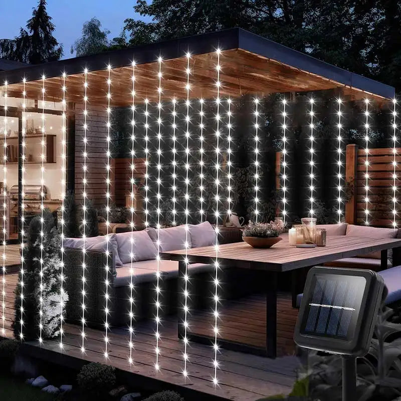 Waterproof Solar Curtain Lights 300 LED